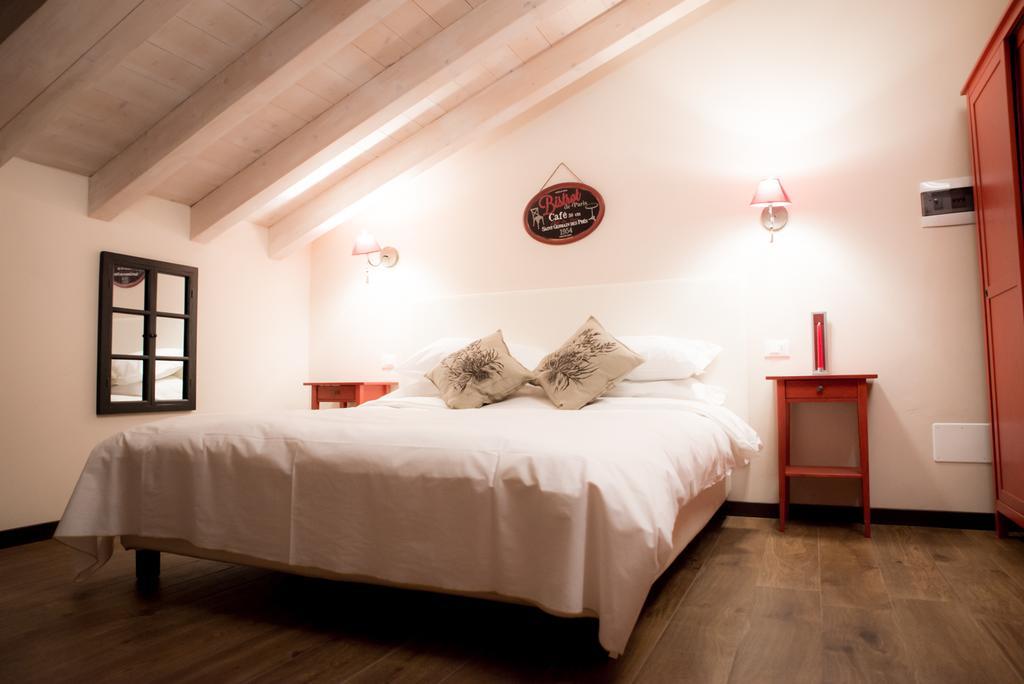 Casa Rosa Bed and Breakfast San Giuliano Milanese Δωμάτιο φωτογραφία