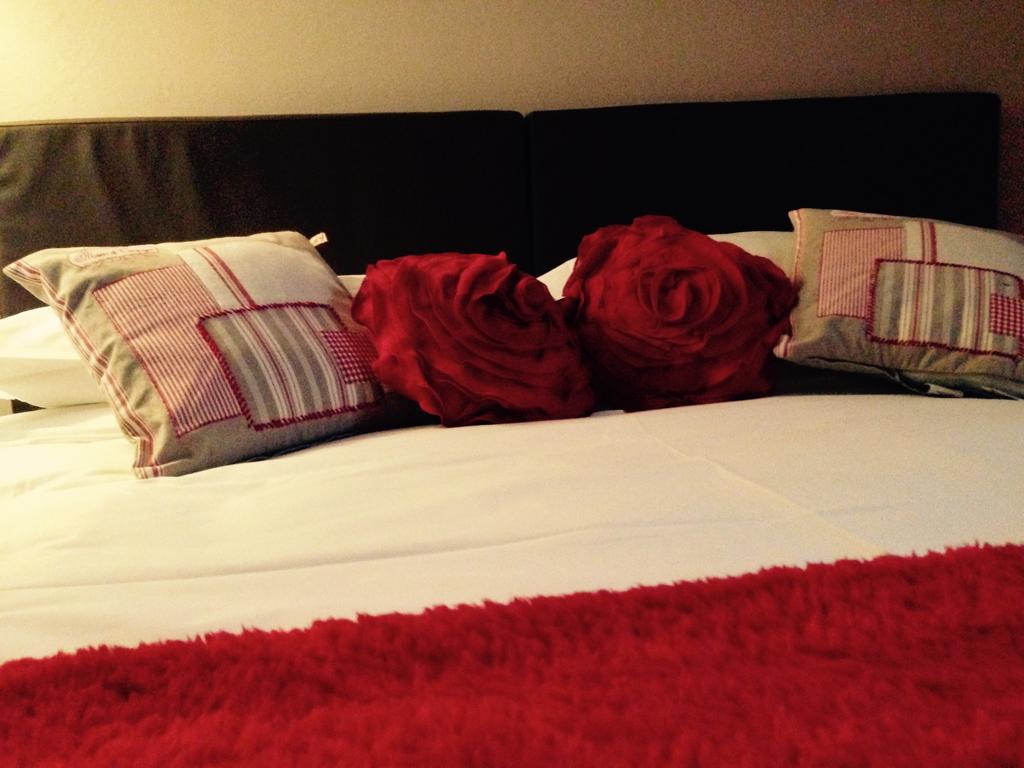 Casa Rosa Bed and Breakfast San Giuliano Milanese Δωμάτιο φωτογραφία